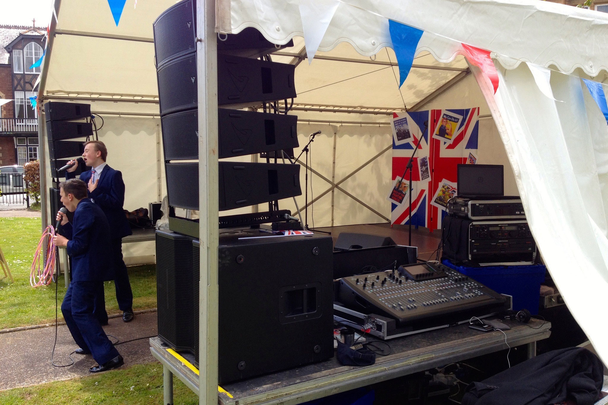 line array proel