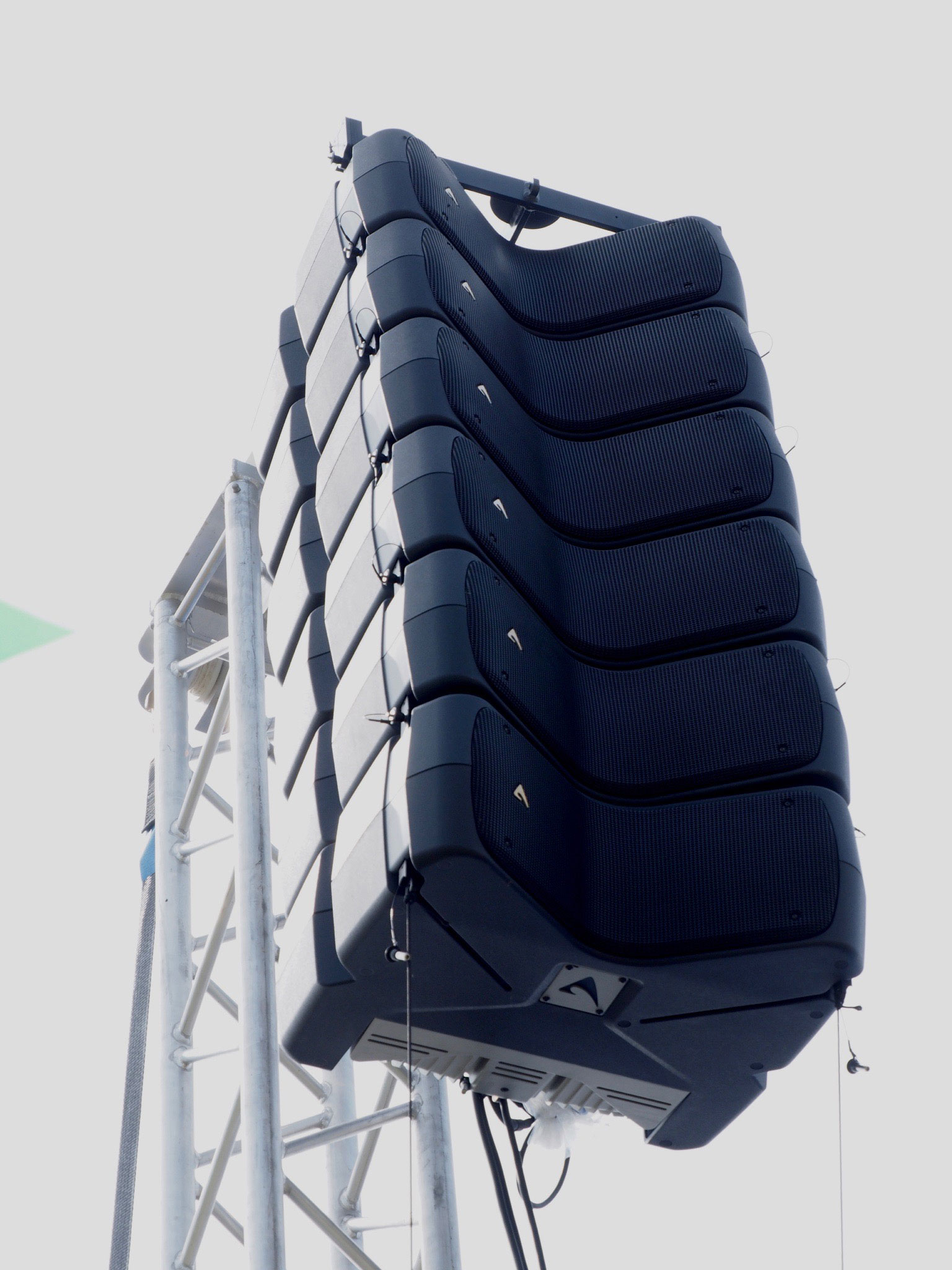 line array proel